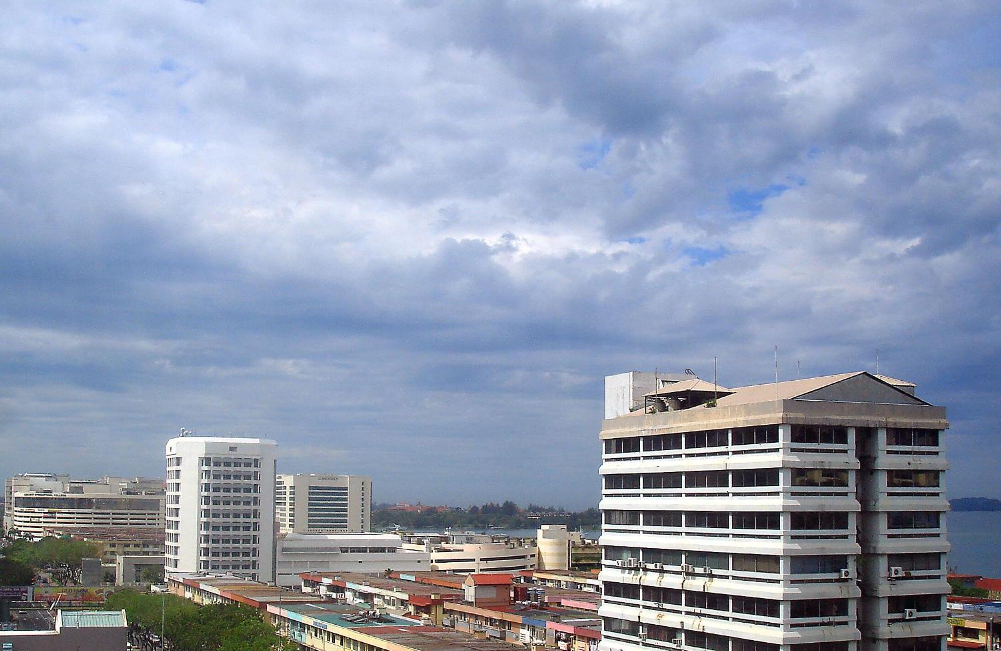 Kinabalu Daya Hotel Кота-Кинабалу Экстерьер фото