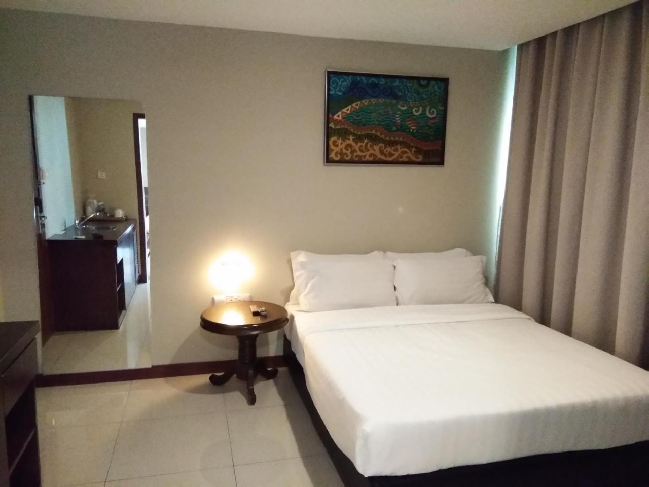 Kinabalu Daya Hotel Кота-Кинабалу Экстерьер фото